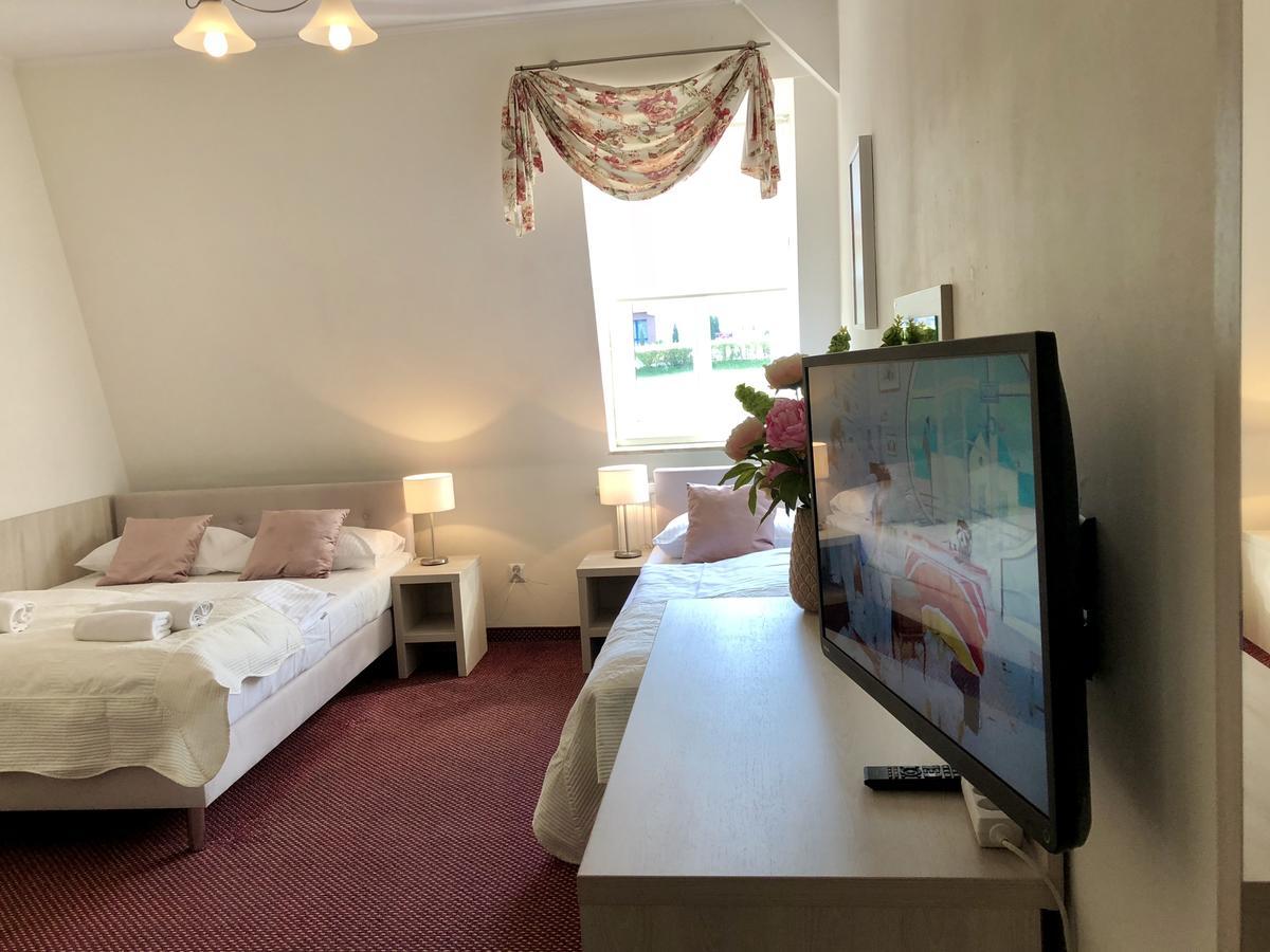 Villa Antica Kudowa Zdroj Ngoại thất bức ảnh